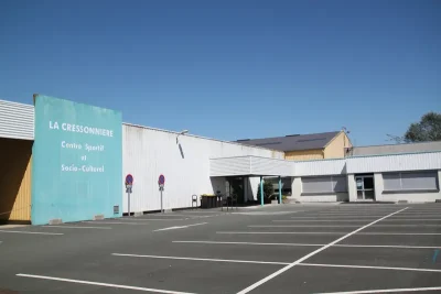 complexe Cressonière parking